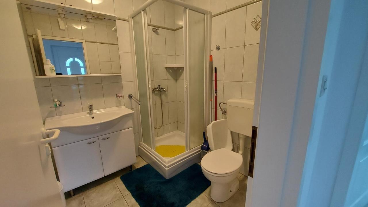 Apartmani Ban 오미살즈 외부 사진