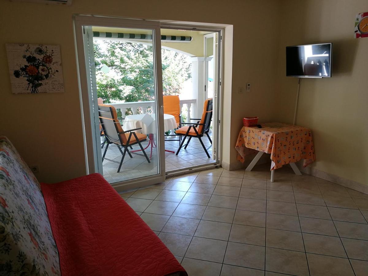 Apartmani Ban 오미살즈 외부 사진